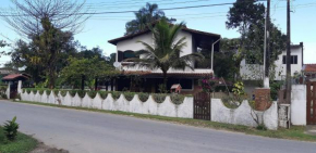0108.00 - Casa - Maranduba - 4 Dormitórios - 12 Pessoas - Churrasqueira - 1 Quadra do Mar